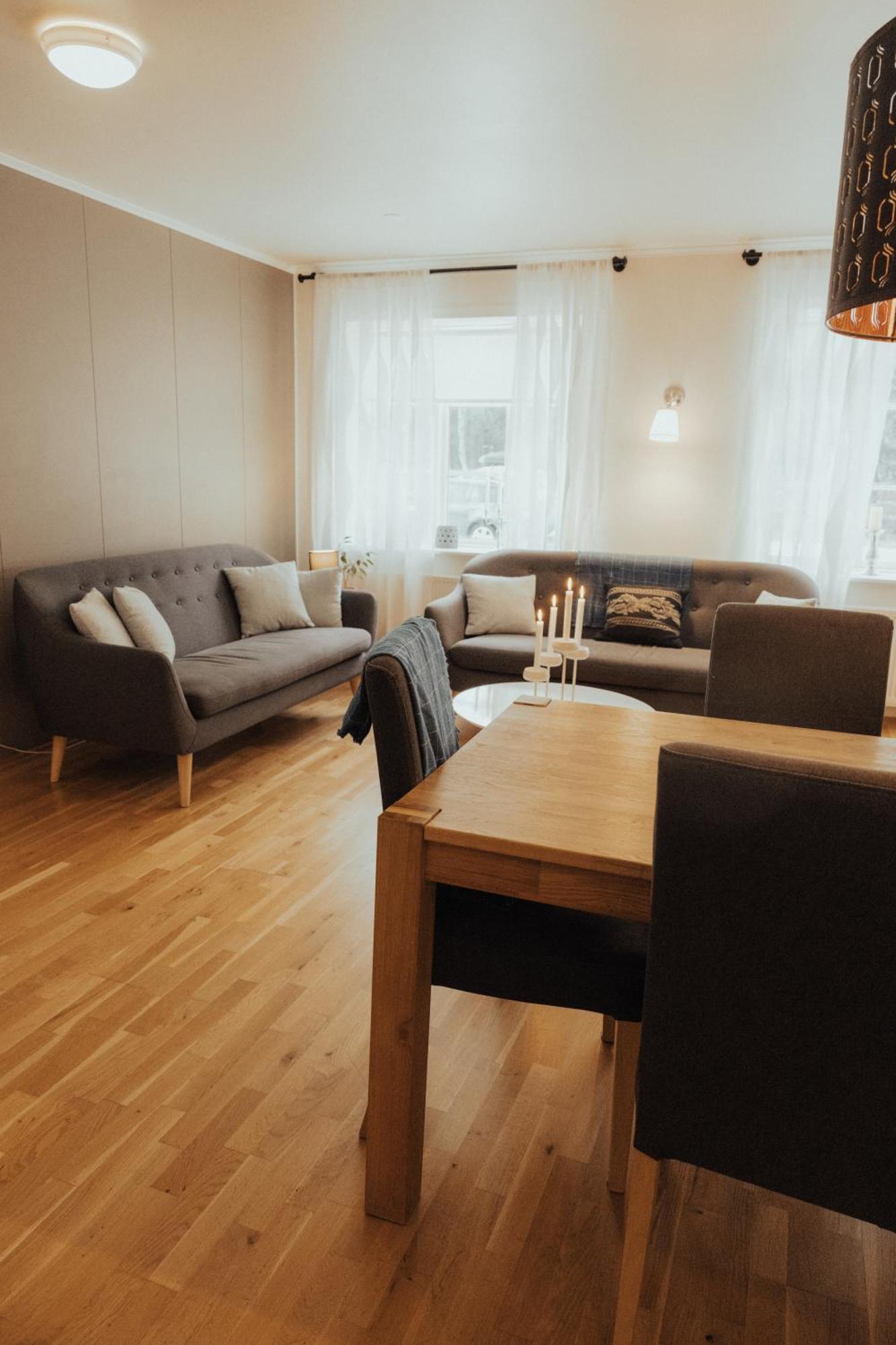 Gamli Skolinn Húsavík 외부 사진