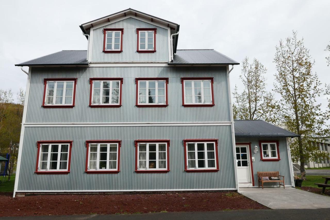 Gamli Skolinn Húsavík 외부 사진